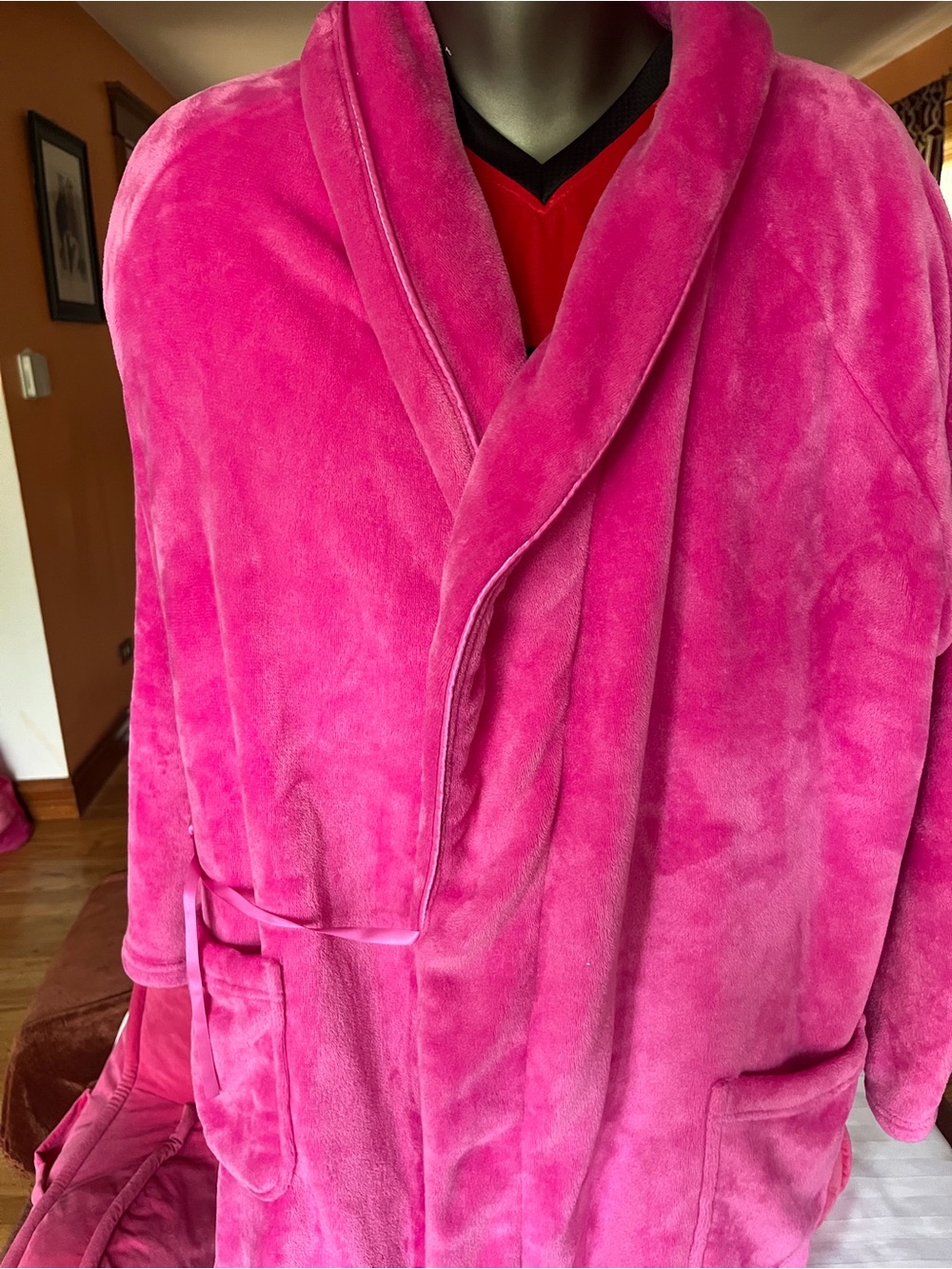 Victoria's Secret plush fleece robe in vibrant hot pink.
L